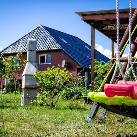 Maisonette Wohnung-schwaelbchen * Fuhlendorf (Mecklenburg-Vorpommern)